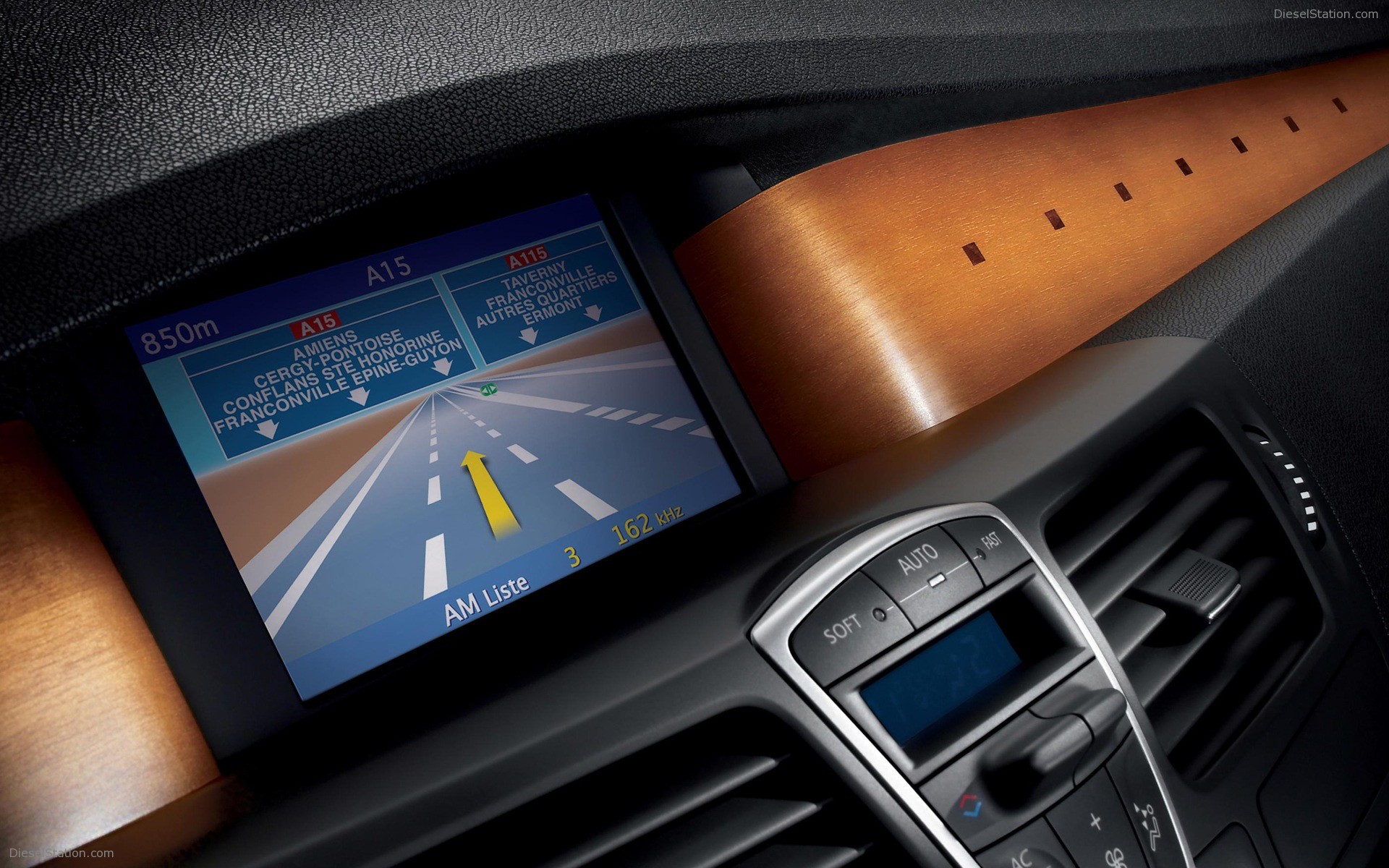 Update: Details emerge of the new Renault Laguna